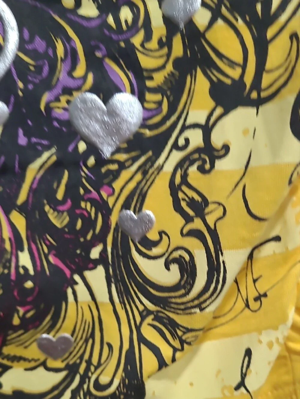 Eye Candy Yellow Girls' Love Heart Graphic Tee Sz S (7/8)